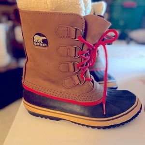 Sorel snow boots